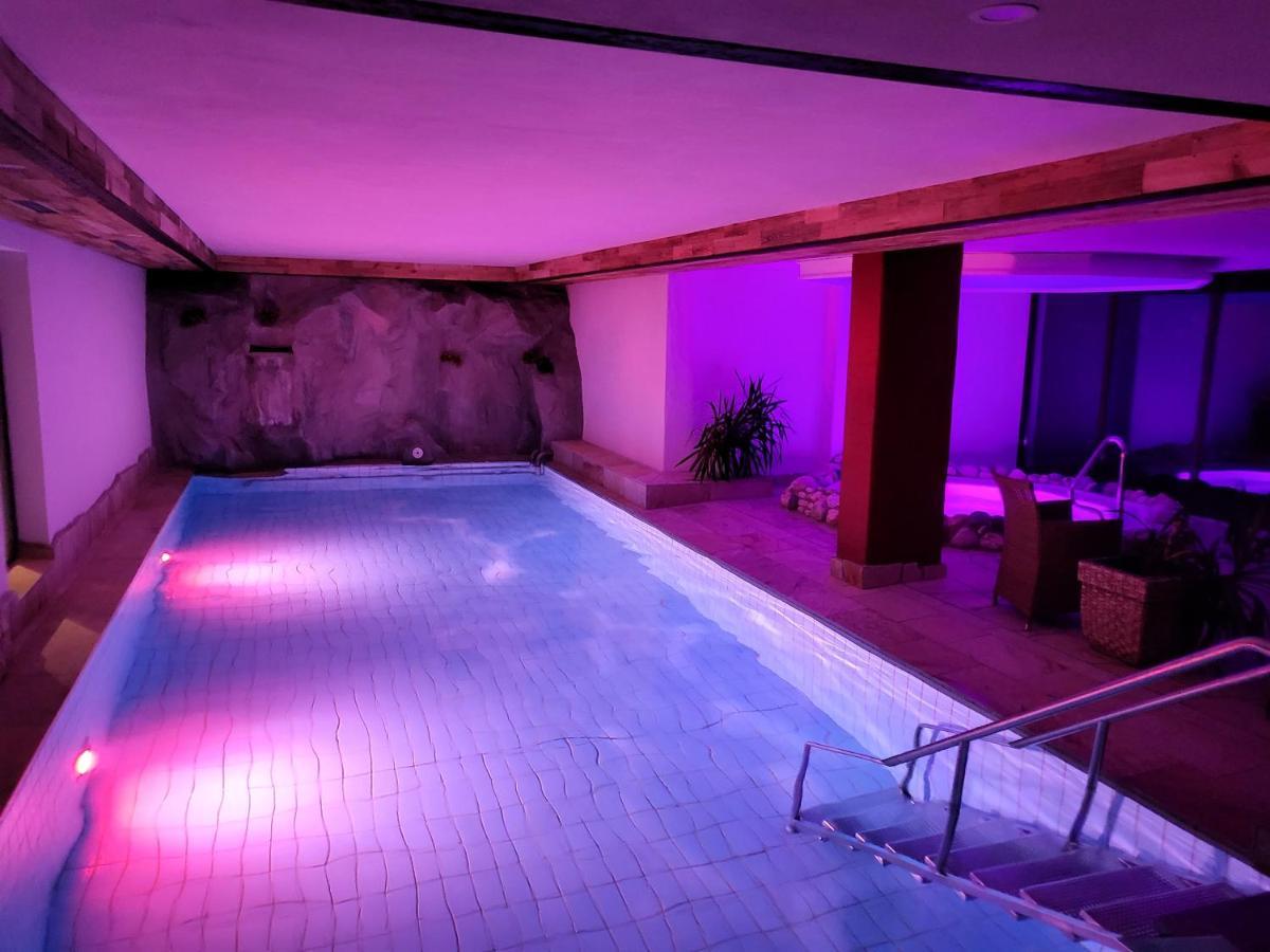 Berghotel Habbel Und Die Welt Kann Warten Cobbenrode エクステリア 写真